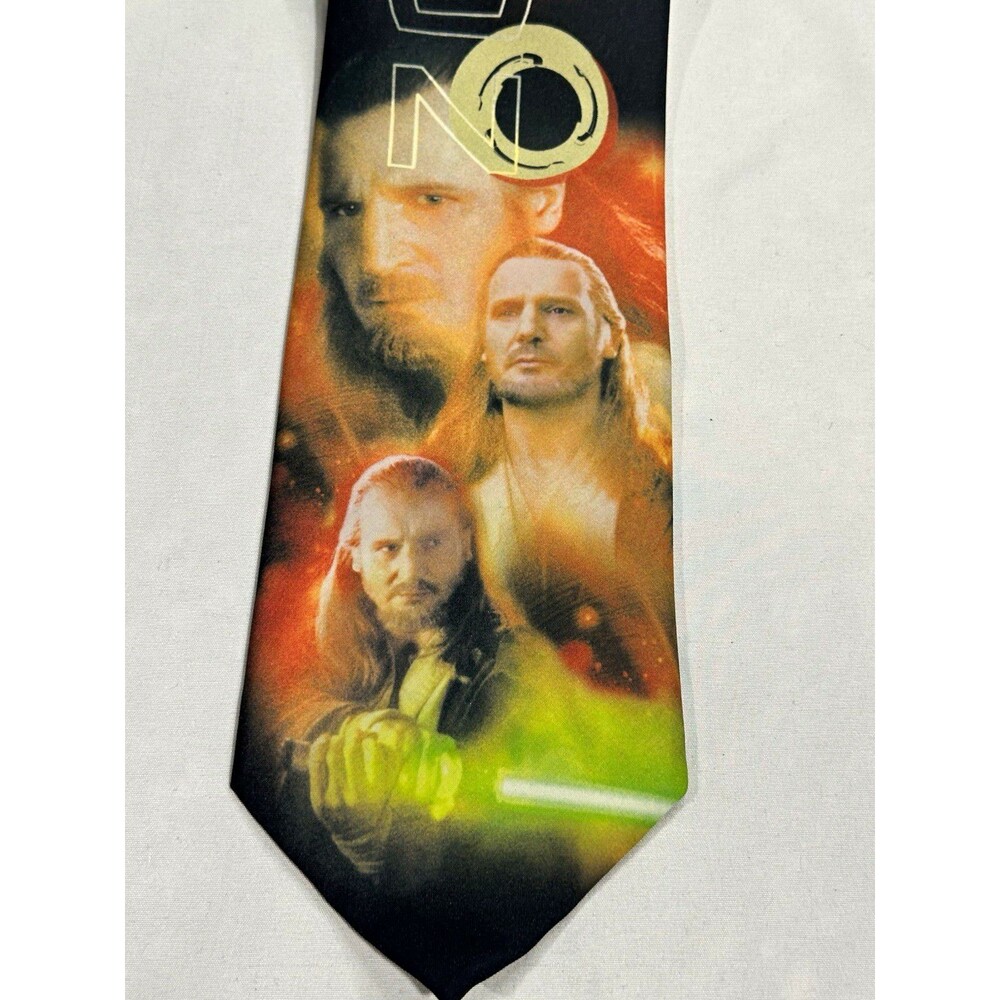 Star Wars Qui-Gon Jinn Lightsaber Master Novelty Necktie NWT Black 56”